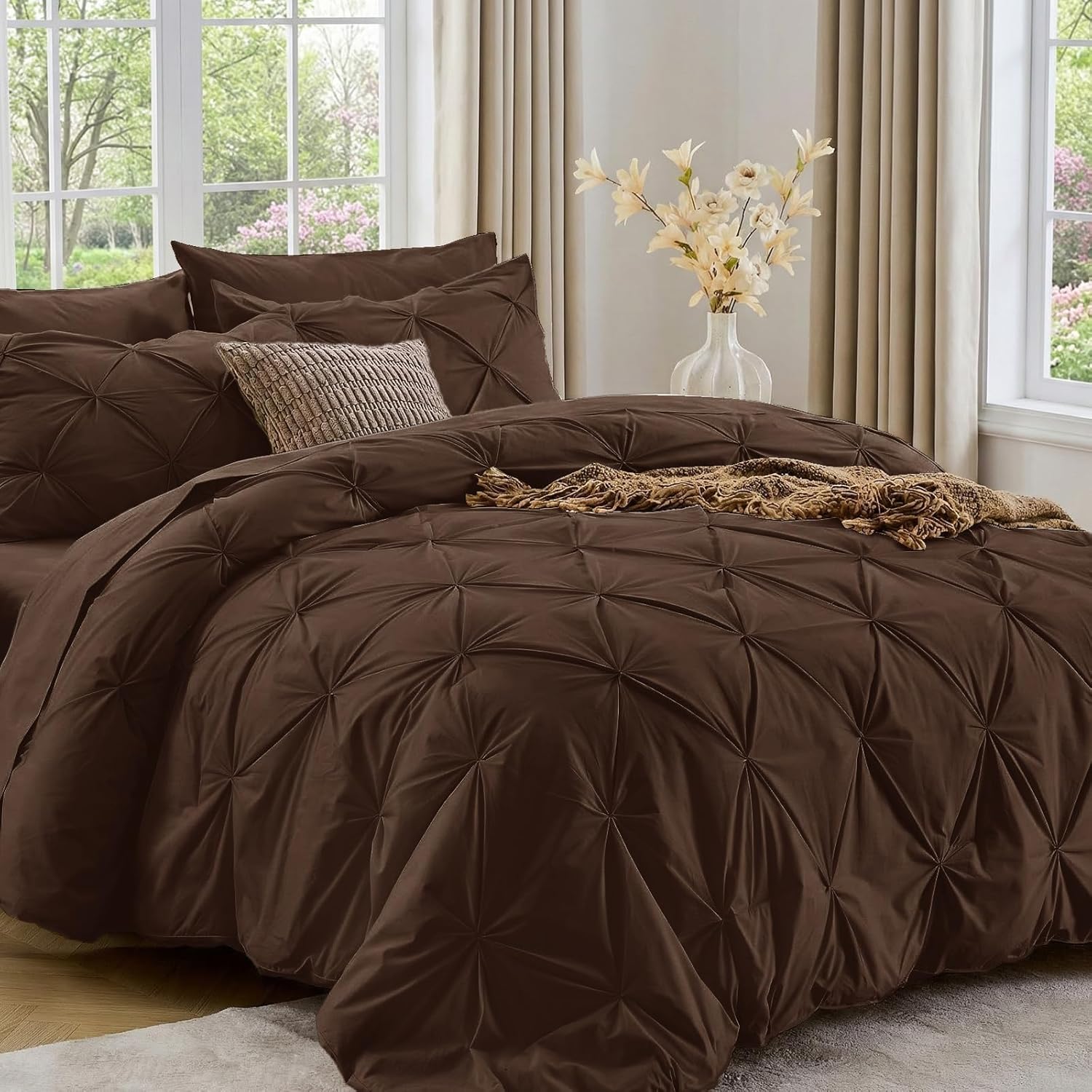 Sasttie Queen Comforter Set, 7-Piece, Beige - Image 11