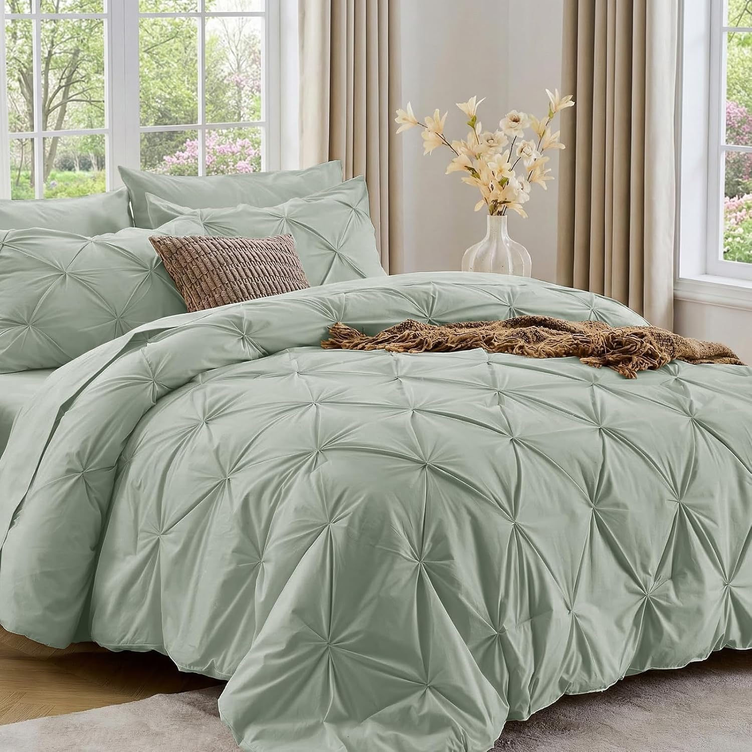 Sasttie Queen Comforter Set, 7-Piece, Beige - Image 25